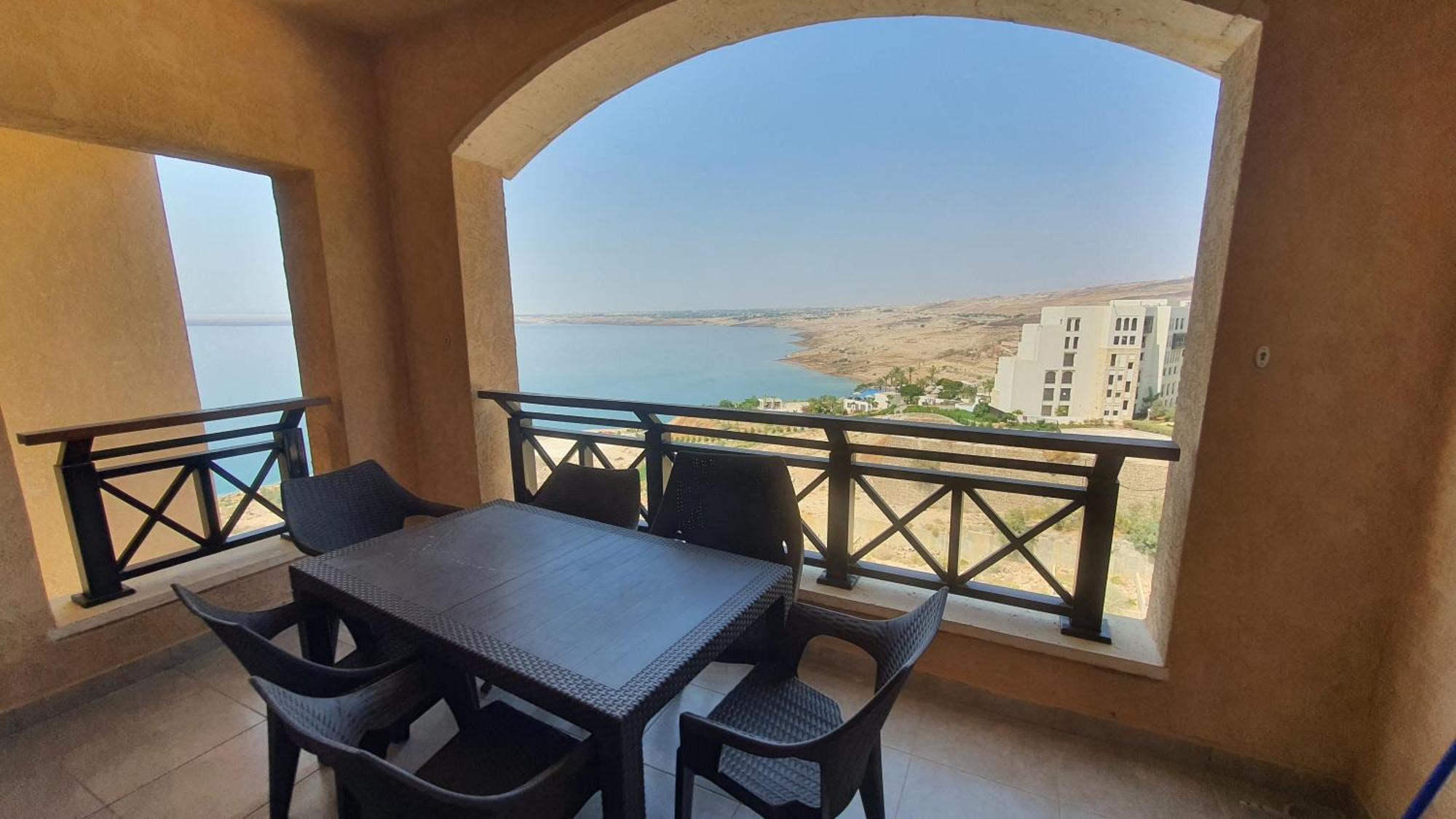 Comfy Stays Sea View Apartments At Deadsea Samarah Resort- Families & Couples During Weekends & Public Holidays Sweimeh Номер фото